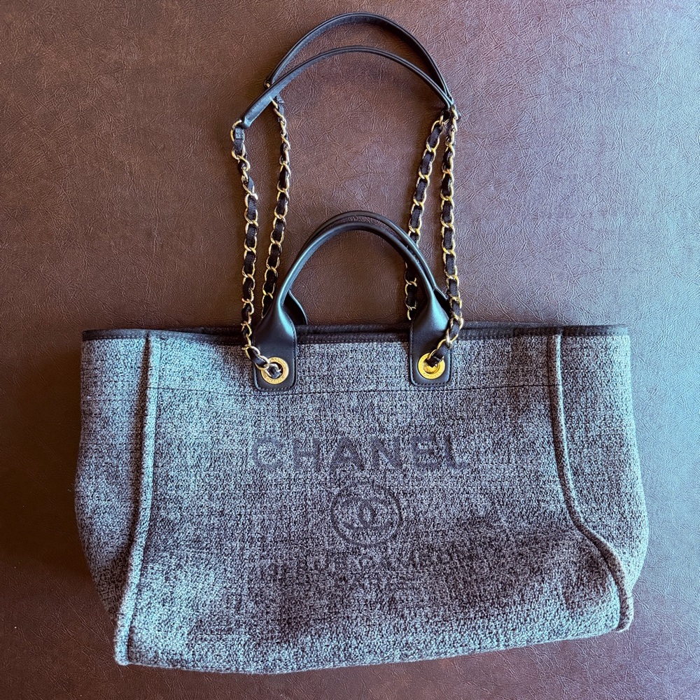 🖤CHANEL🖤Toile Lurex Glitter Deauville Large Tote - Picture 3 of 15